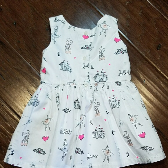 Lovely girls dress - Picture 3 of 6